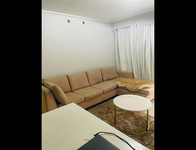 2 BEDROOM APARTMENT FOR SALE IN AMBERFIELD